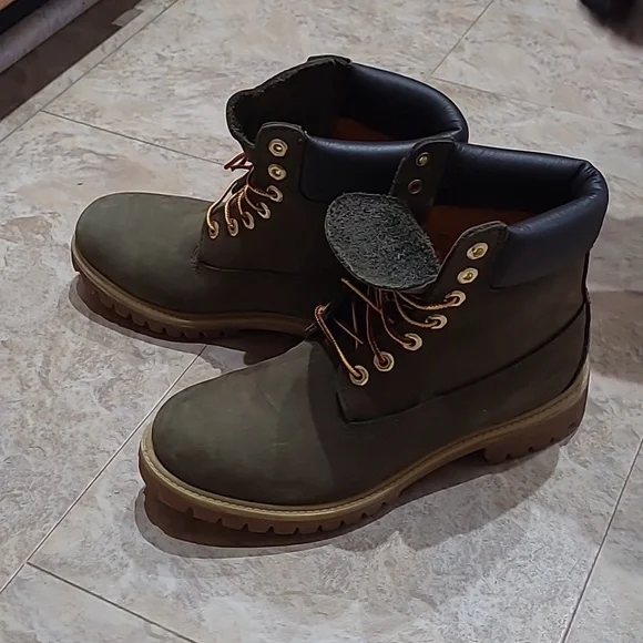 Men's Olive Green Timberland Boots - Picture 3 of 7